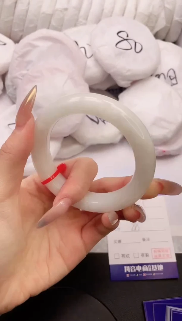 【闪购商品】和田玉手镯未镶嵌12K245-58