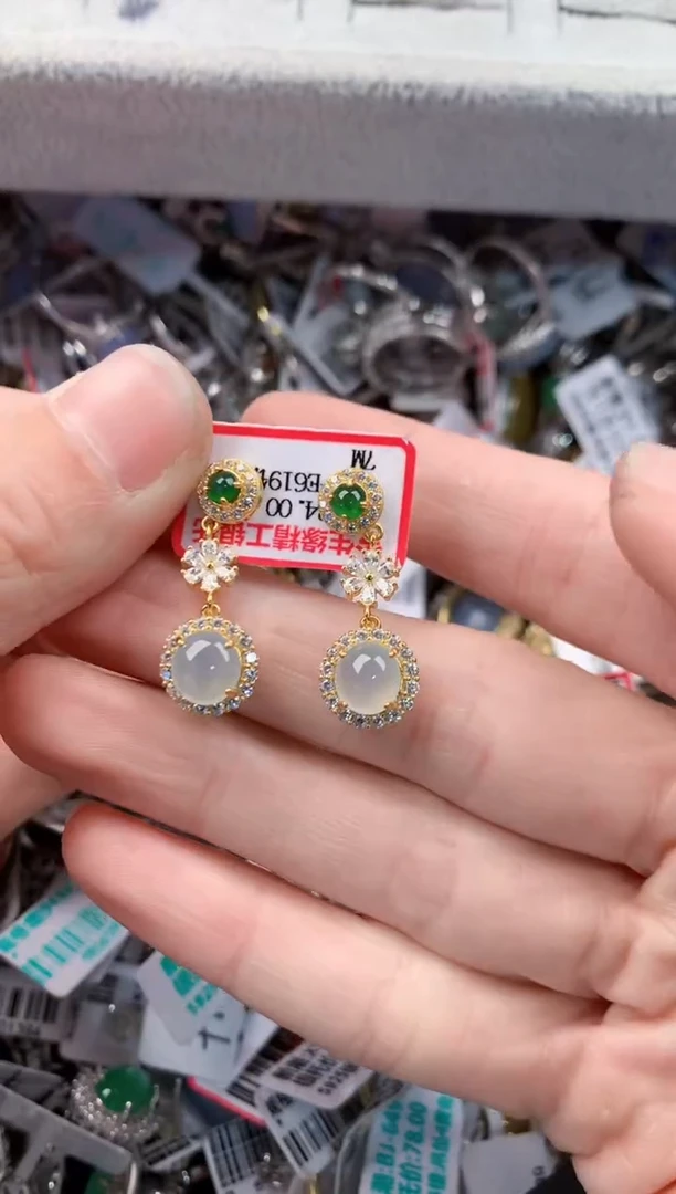 银S925镶嵌戒指翡翠666            3
