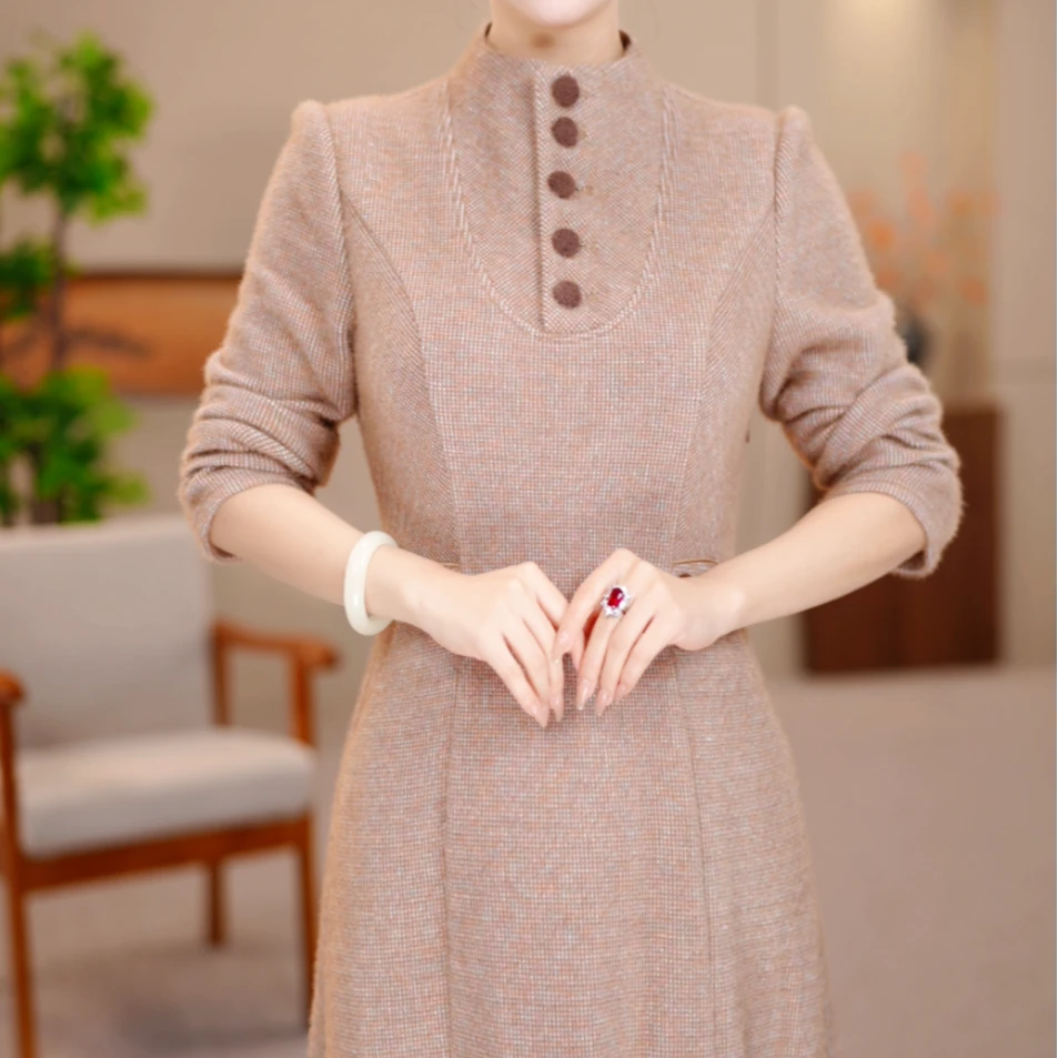 秋冬新款中老年妈妈装女装2025新款连衣裙女102002