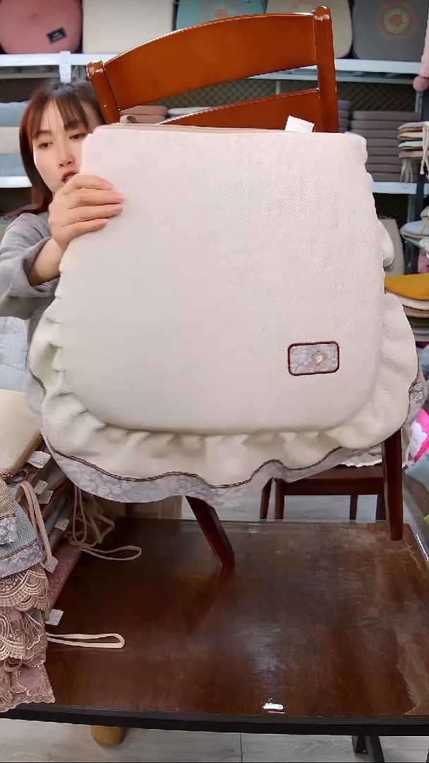 布大边雪尼—淡轻：米色4个