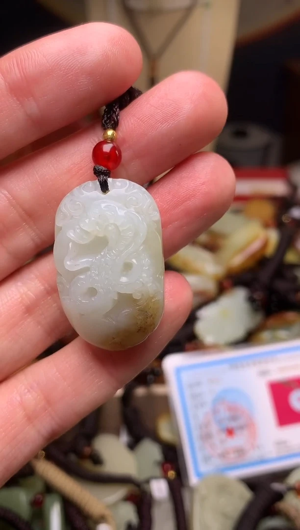 颈饰未镶嵌和田玉新疆料青海料清水和田玉吊坠