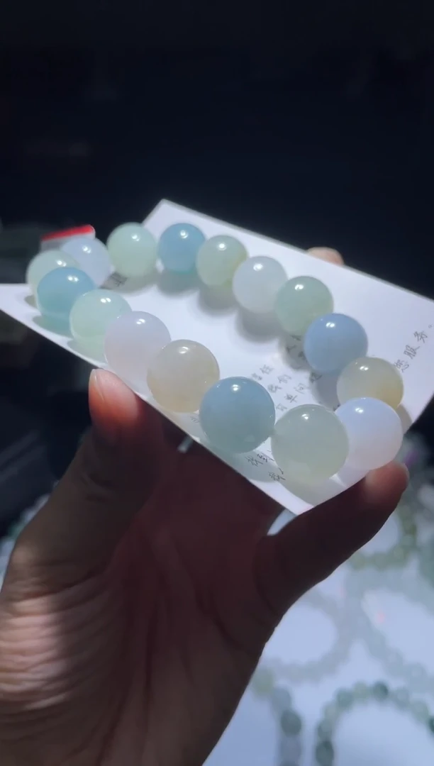 未镶嵌定制翡翠翡翠手串