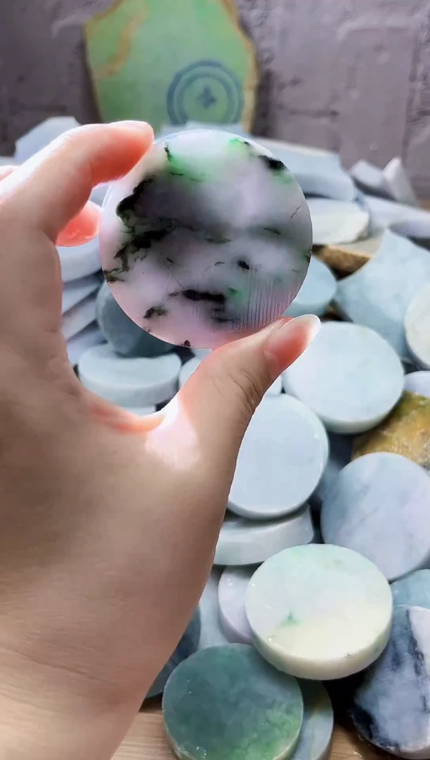 颈饰未镶嵌翡翠天然翡翠A货615