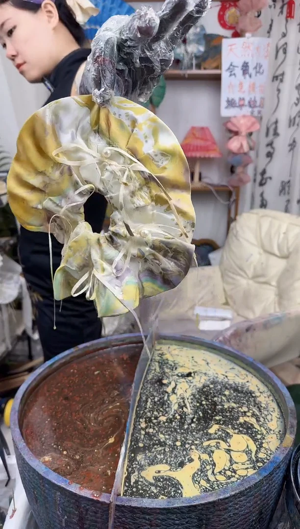 铁合金布艺黄青紫水母