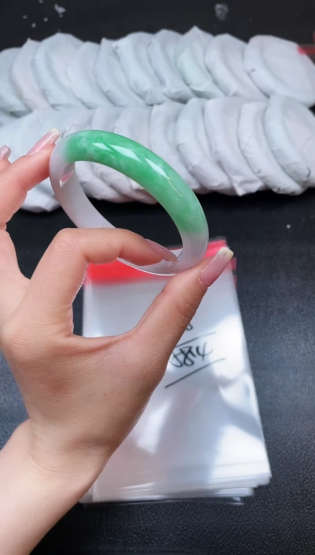 拍下以实物为准T8-58.4FG