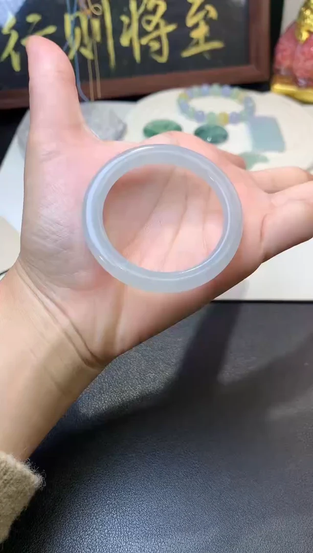 未镶嵌定制翡翠毛货