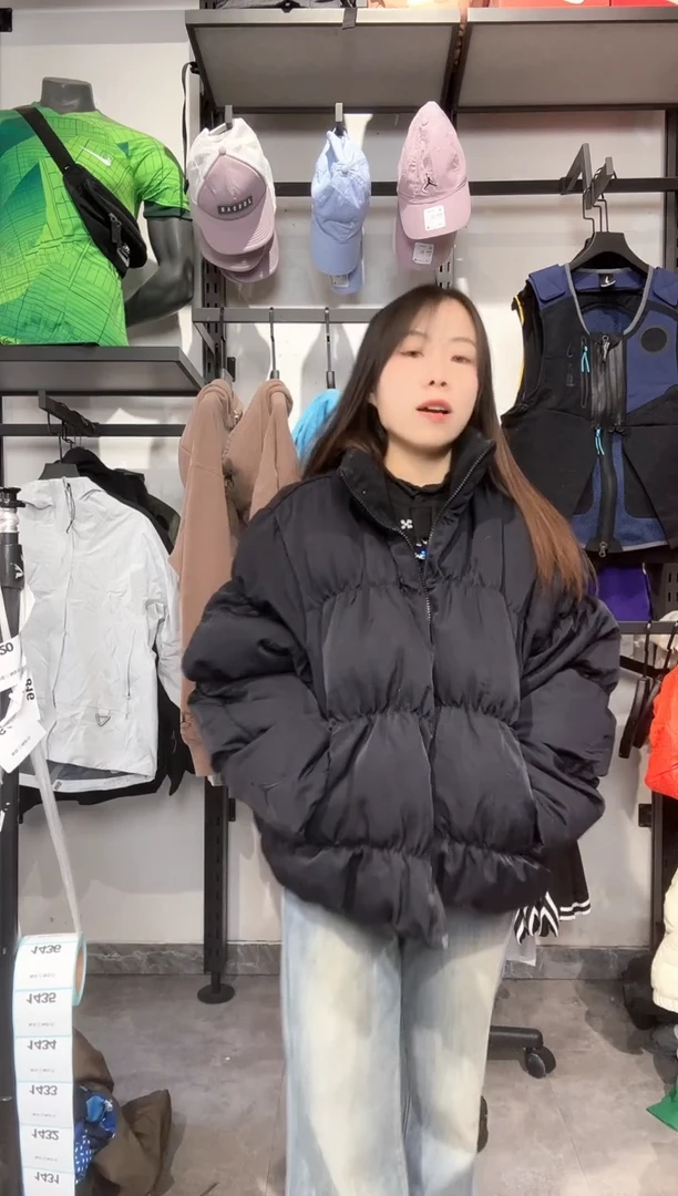 1429编码 耐克卫衣服饰过款为准 尺码XL