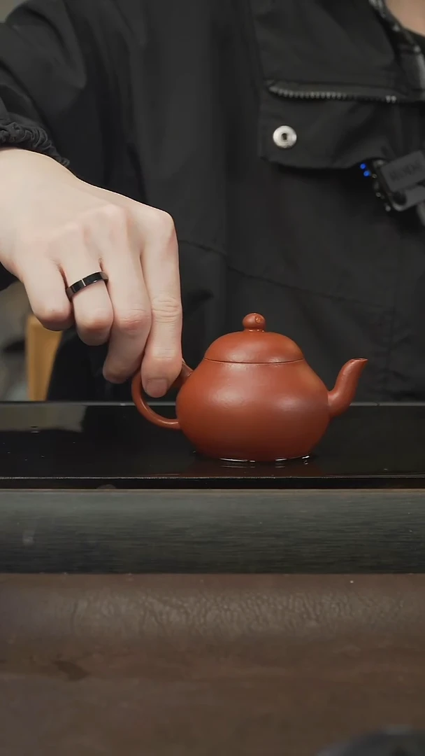 茶壶紫砂7，；梨形，朱泥，120cc