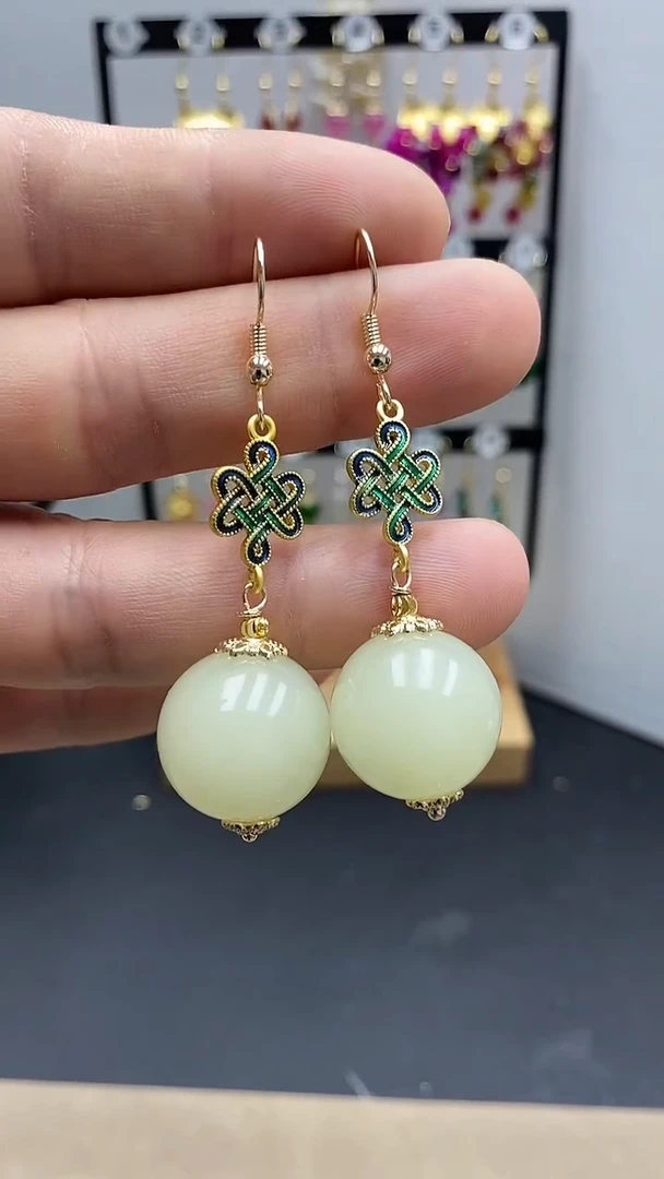 【闪购商品】和田玉耳饰银S925镀金镶嵌尺寸18mmQ2