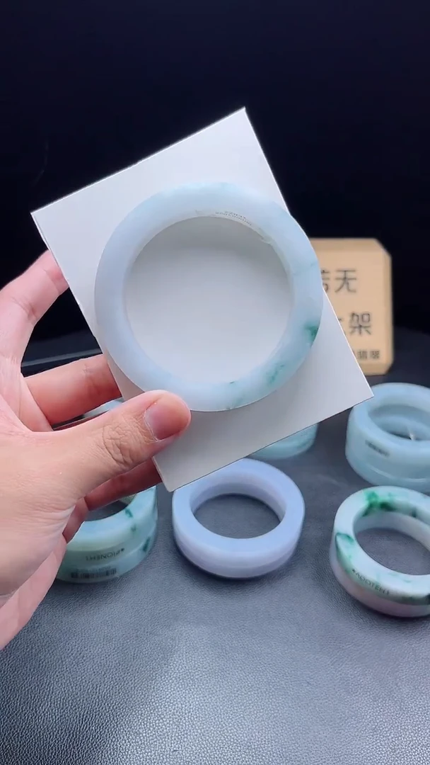 未镶嵌手镯定制翡翠用****9定制