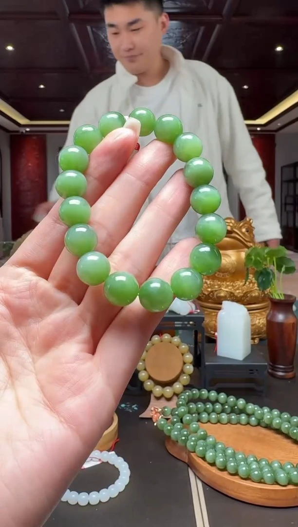 未镶嵌和田玉挂件eqby12