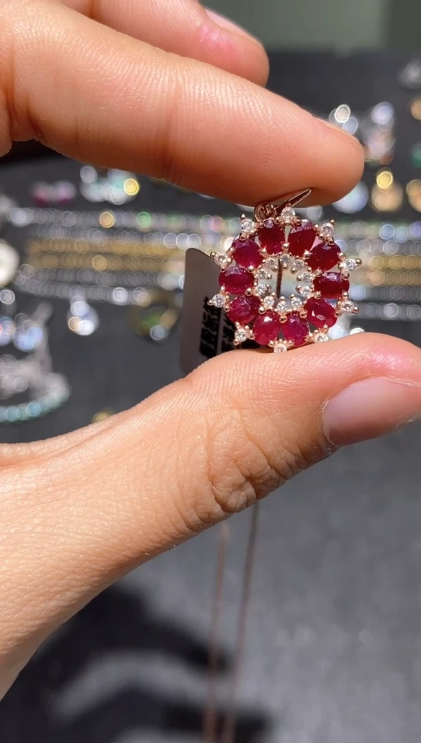 颈饰银S925镶嵌红宝石吊坠