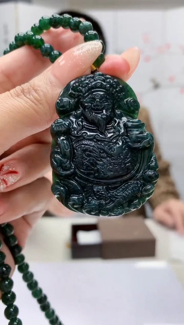 【闪购商品】定制翡翠未镶嵌4812MM-毛货挂件85赠珠链