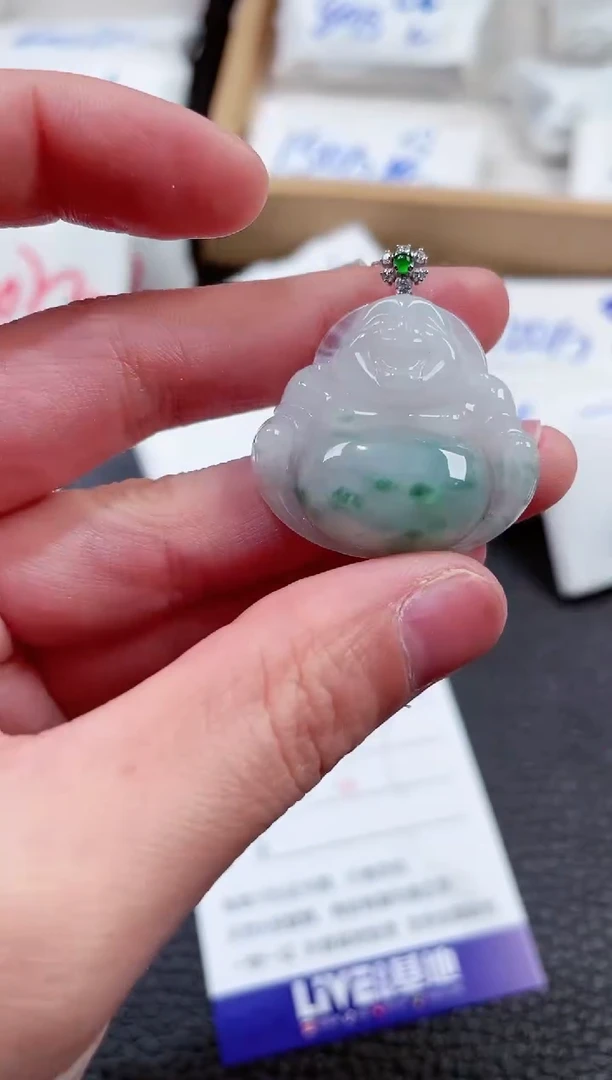 【闪购商品】翡翠颈饰18K金镶嵌00010797