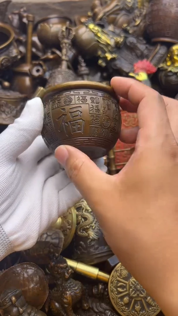 精美铜器，点击下单