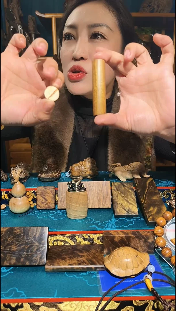 金丝楠《燊若坊》：正宗金丝楠木小叶桢楠1