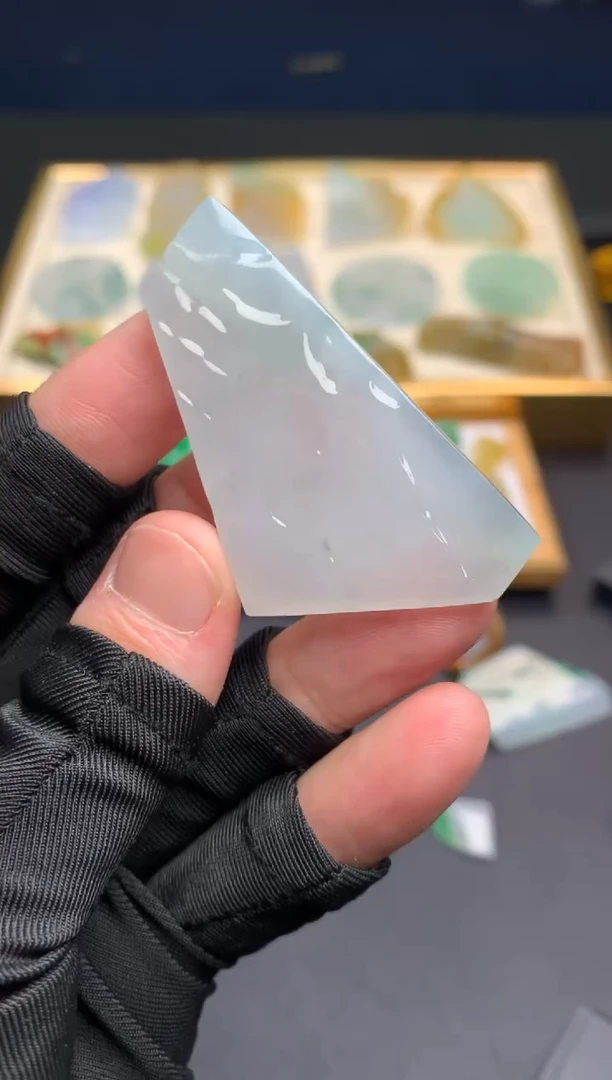 【闪购商品】定制翡翠未镶嵌