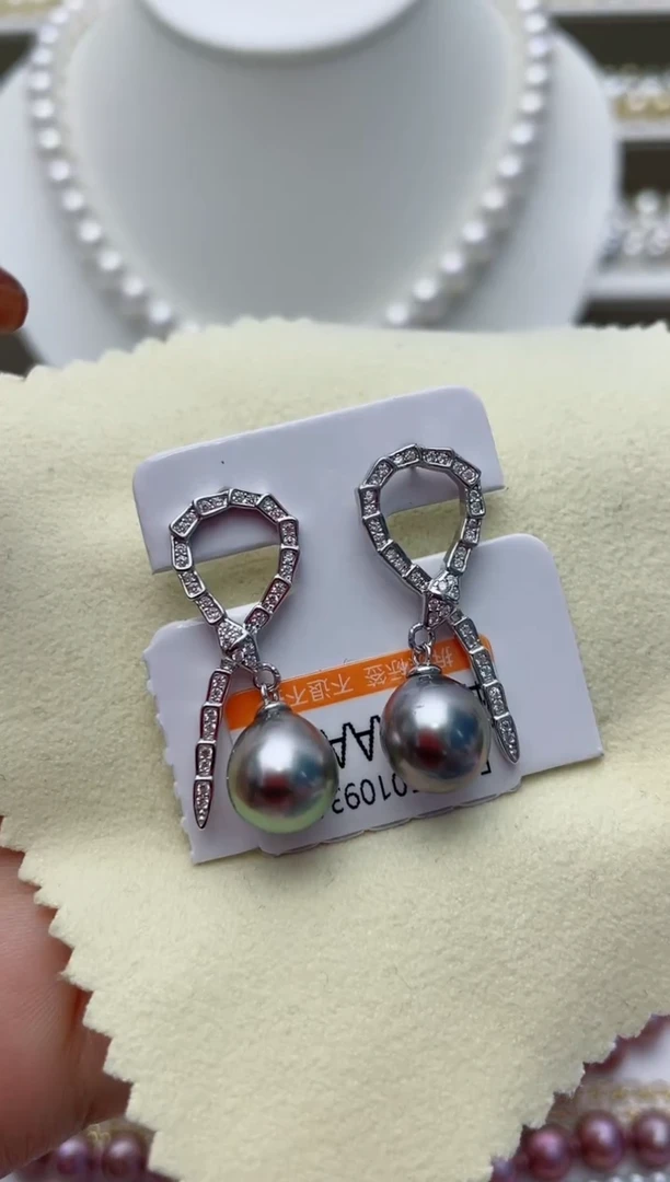 【闪购商品】海水珍珠耳饰银S925镶嵌W52
