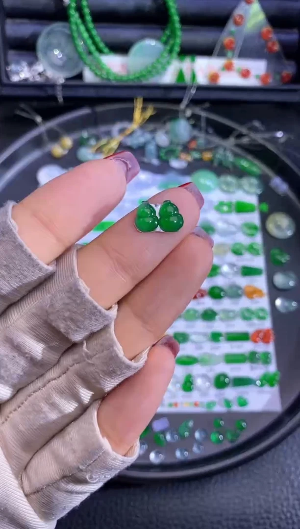 未镶嵌挂件翡翠葫芦