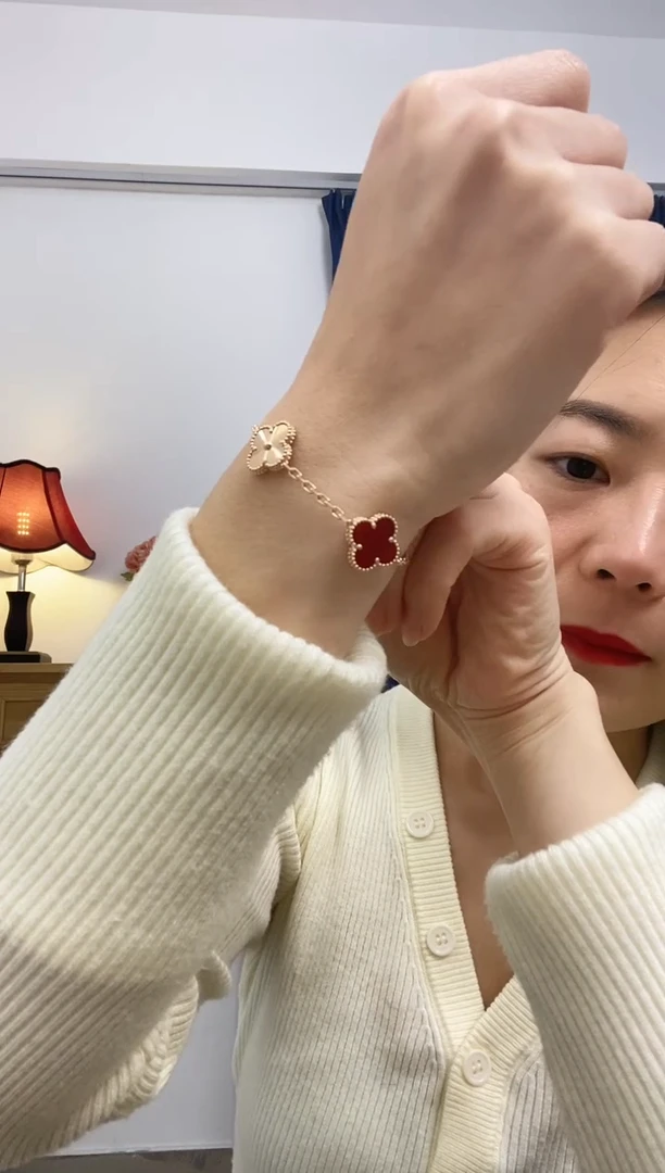 【闪购商品】玛瑙/玉髓手链18K金镶嵌手链