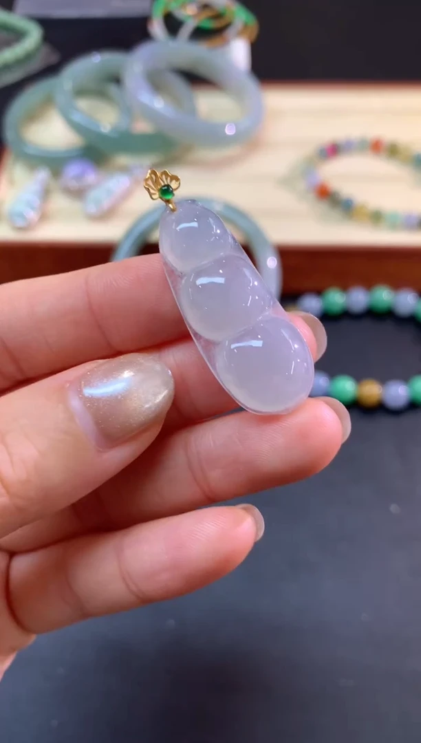 吊坠(不含链)18K金镶嵌翡翠吊坠|650+32