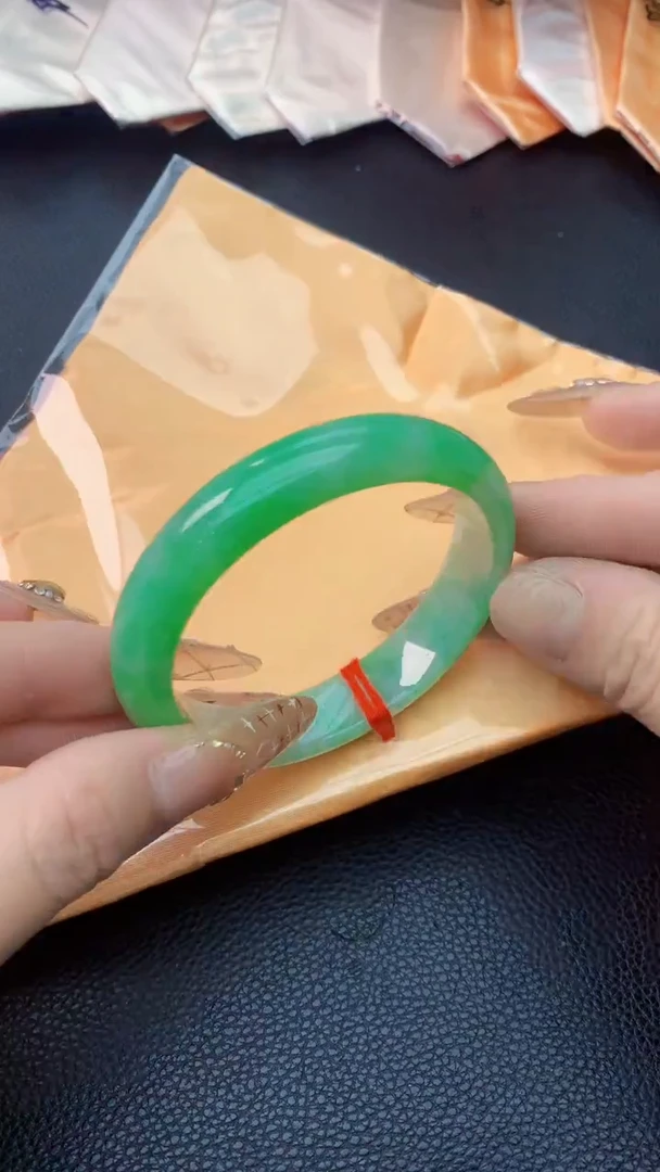 未镶嵌手镯翡翠1003731554