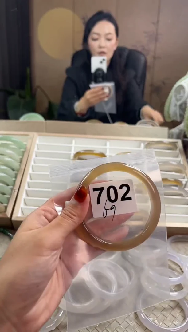 手镯玛瑙/玉髓未镶嵌702