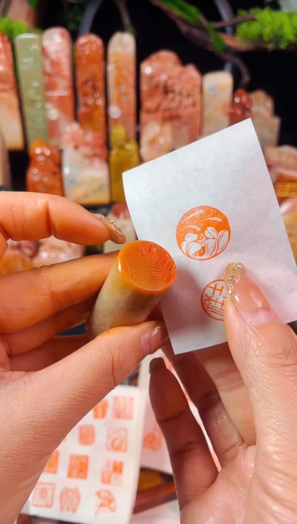 【闪购商品】巴林石印石手工篆刻《荷花鱼》2.0圆