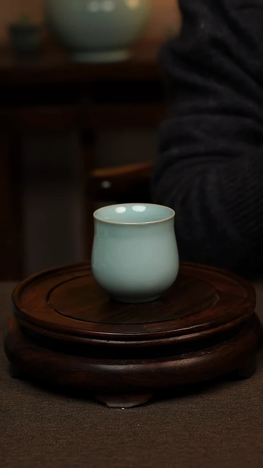 瓷片天青色全手工玉兰杯120ml微瑕不带礼盒