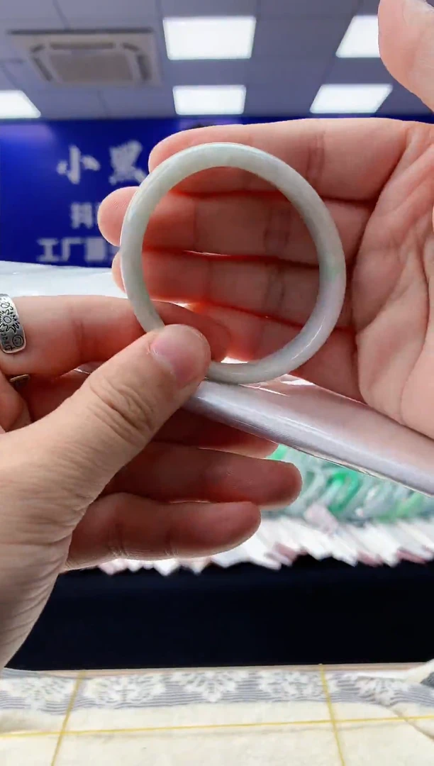 【闪购商品】翡翠手镯未镶嵌翡翠天然A货手镯