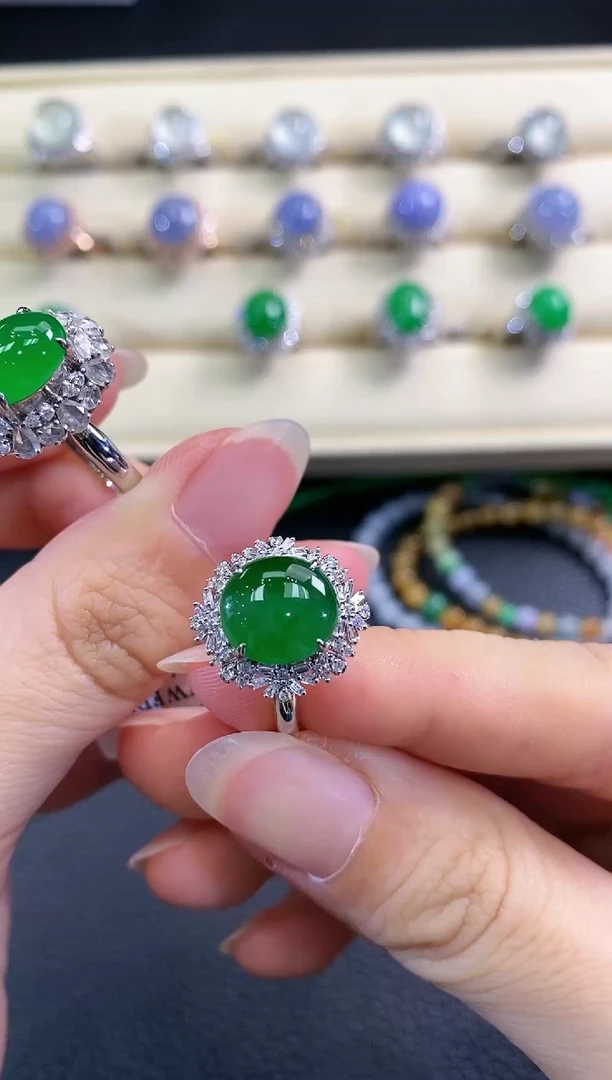 翡翠戒指18K金镶嵌春日珠宝 C58