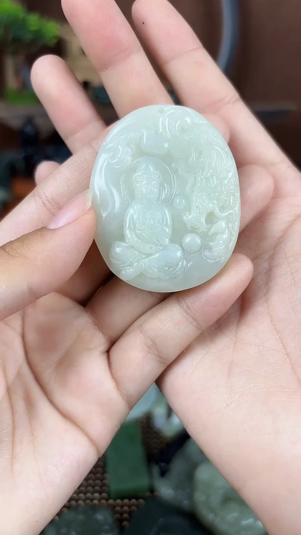 和田玉未镶嵌颈饰1