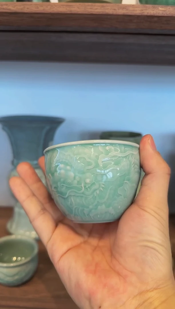 龙纹·大风水缸杯·杯