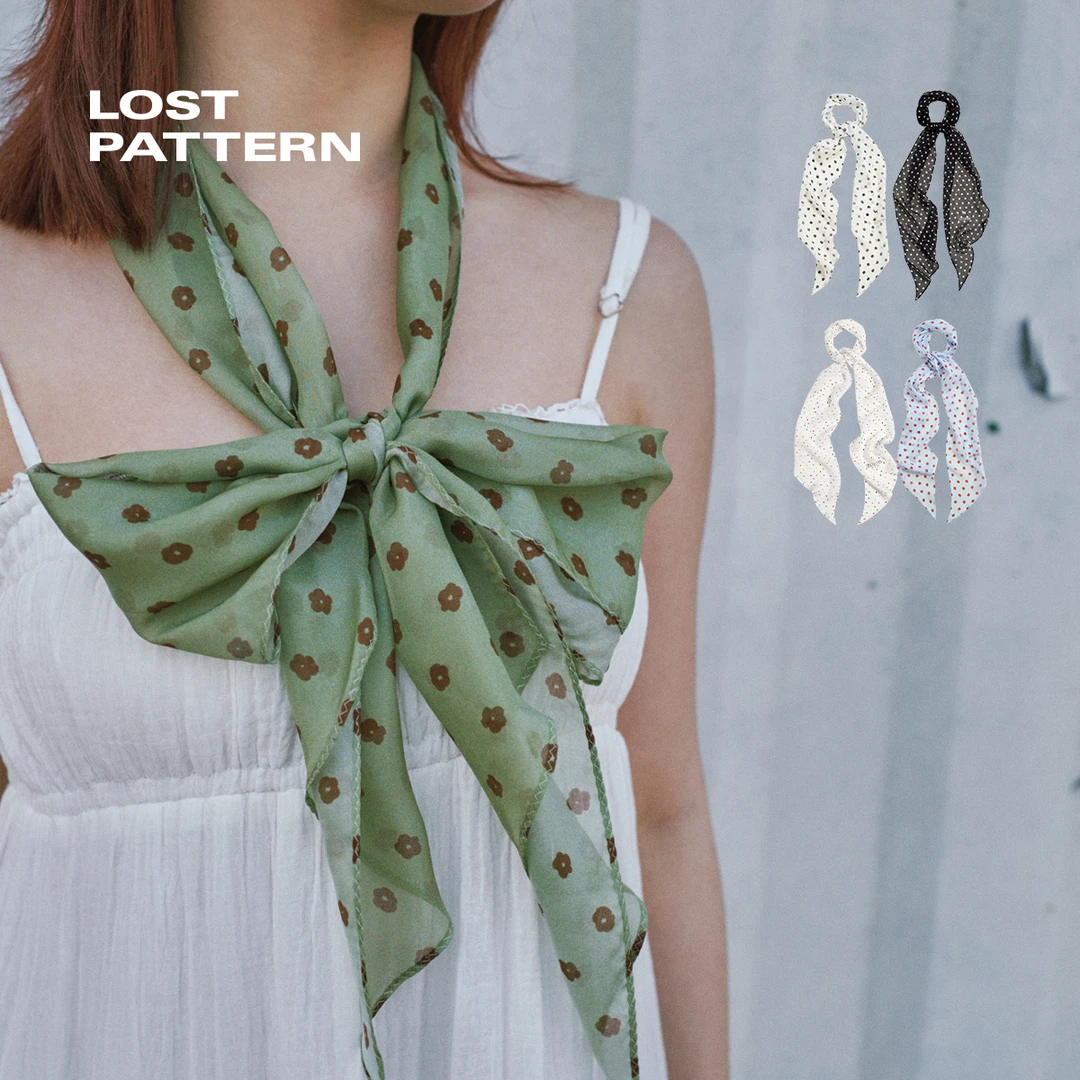 LOST PATTERN/双成记波点小狗真丝雪纺斜角长丝巾