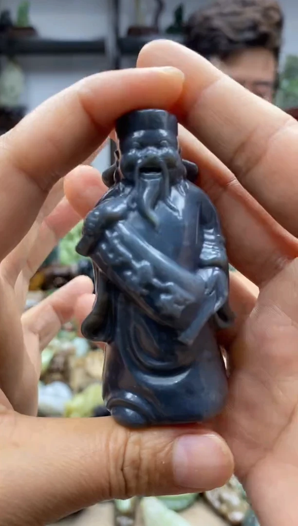 和田玉未镶嵌把件1