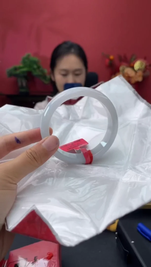 未镶嵌手镯翡翠8