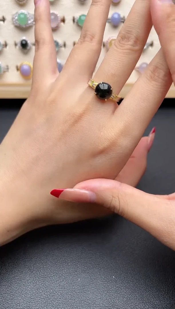 【闪购商品】翡翠戒指银S925镶嵌一物一证一礼盒