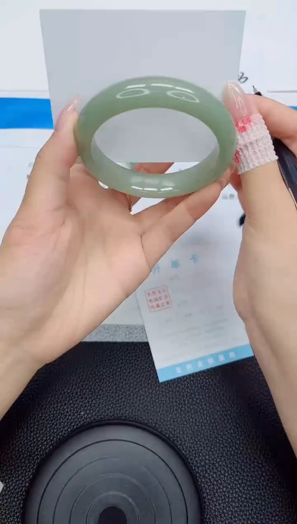 石英质玉手镯未镶嵌92-58.2