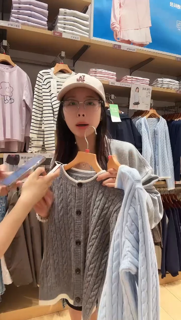 女大童开衫长袖毛衫