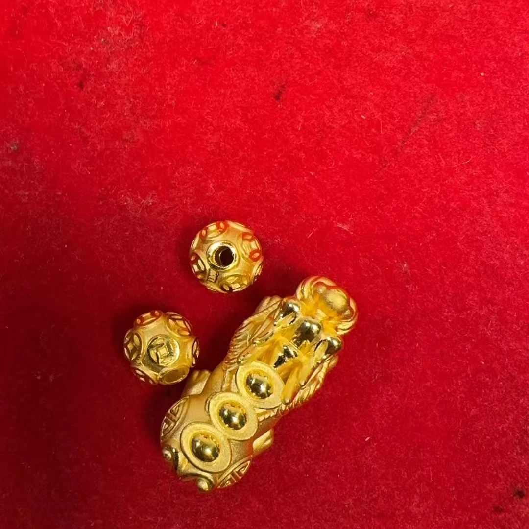 5.57g足金999貔貅金珠2