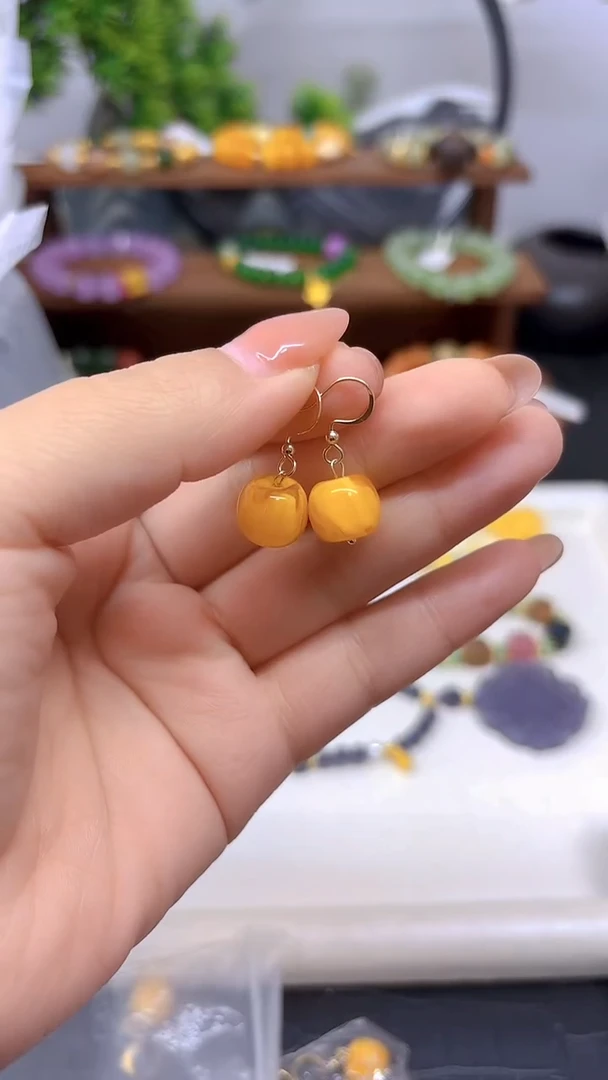 蜜蜡14K金镶嵌耳饰E01