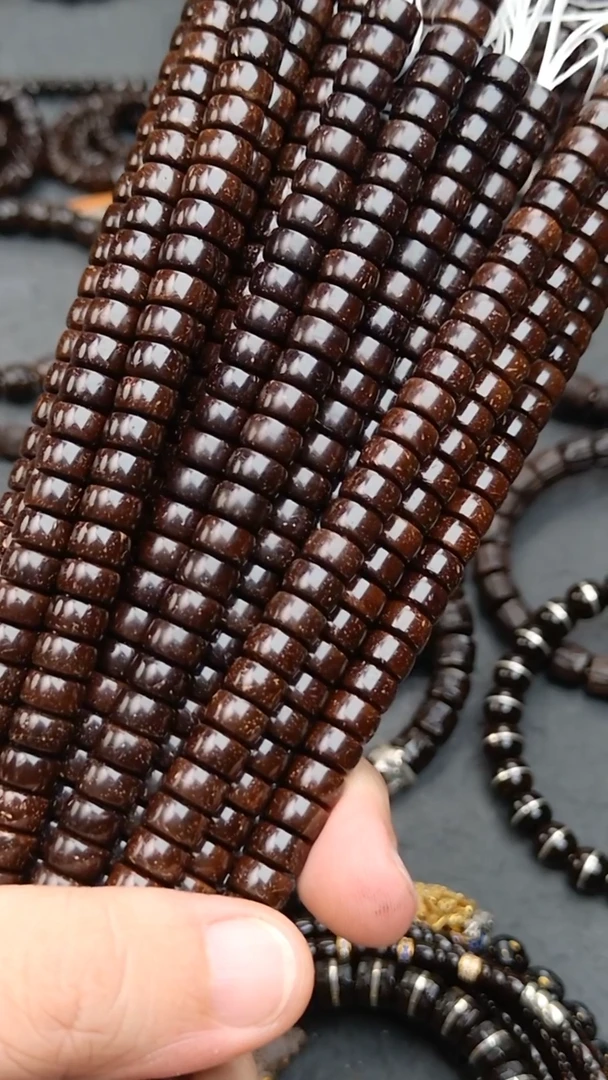 【闪购商品】椰蒂吊坠8*5药片b手串