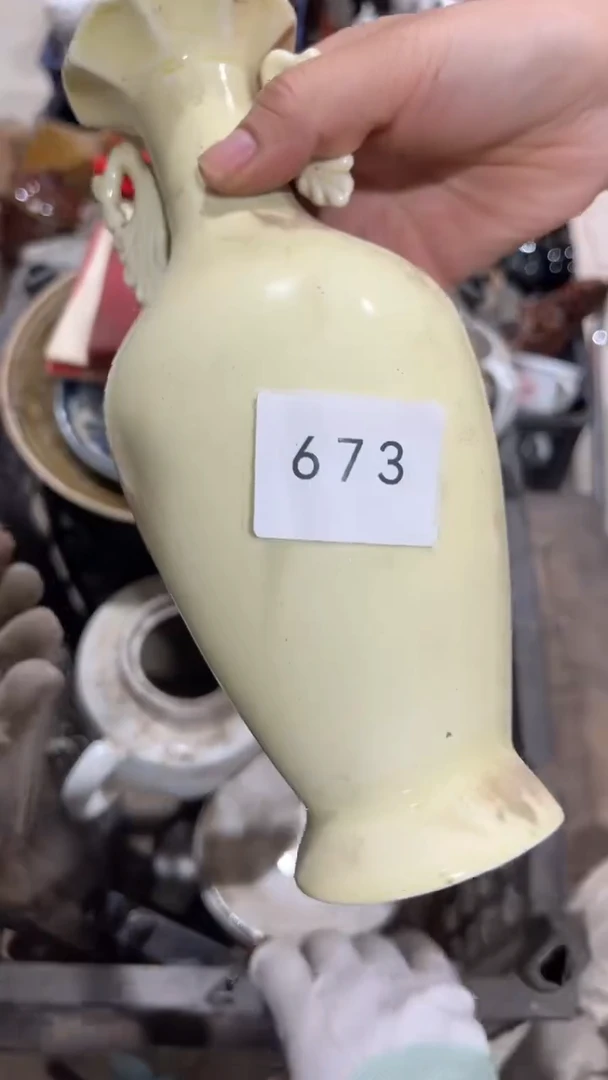 陶瓷努**乾工艺品0706673