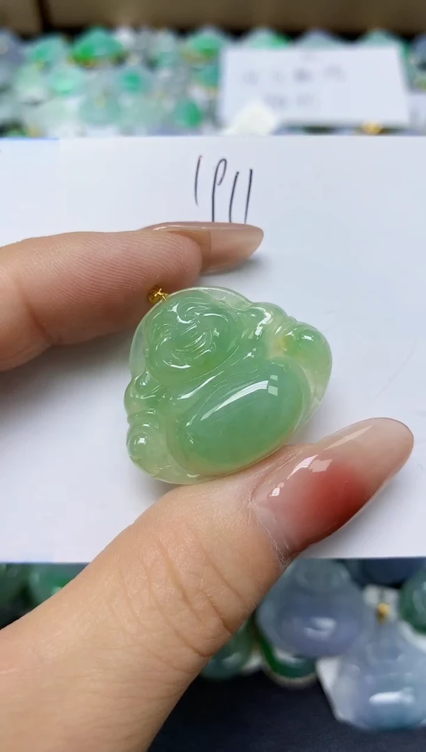 翡翠未镶嵌颈饰 天然缅甸翡翠A货