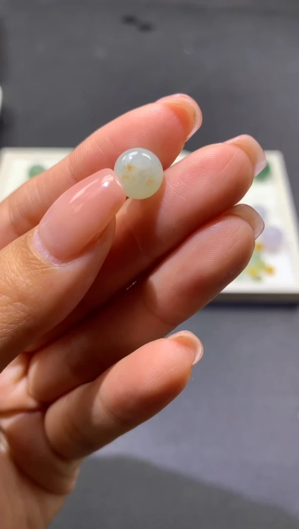 【闪购商品】定制翡翠未镶嵌珠1