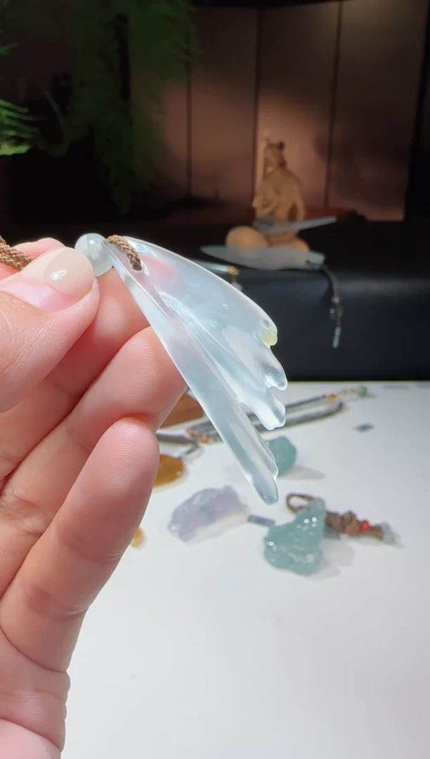 未镶嵌挂件翡翠洋