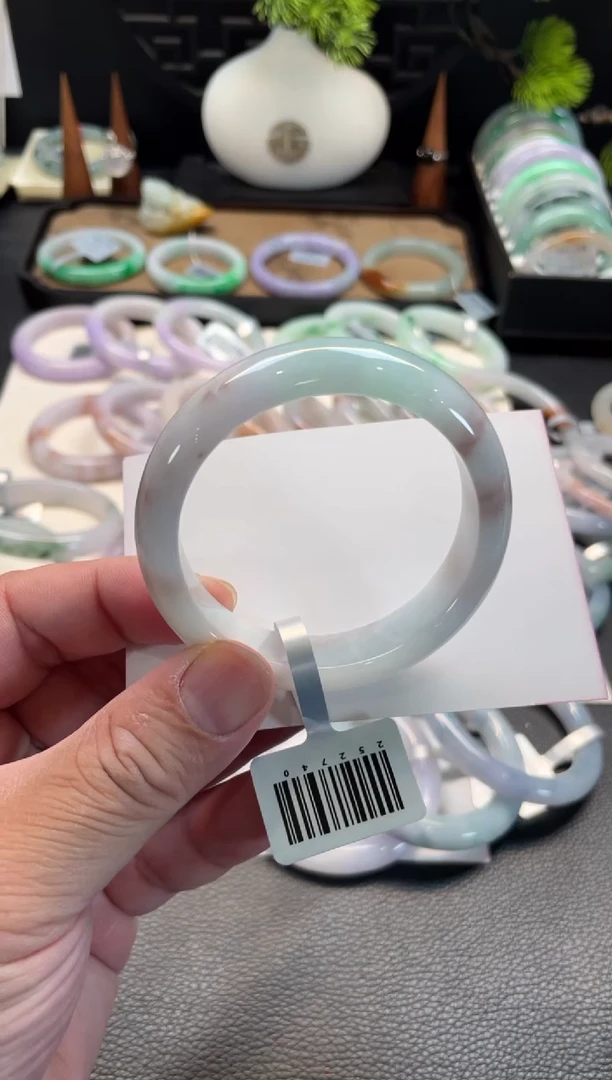 未镶嵌手镯翡翠77号  54.5正圈