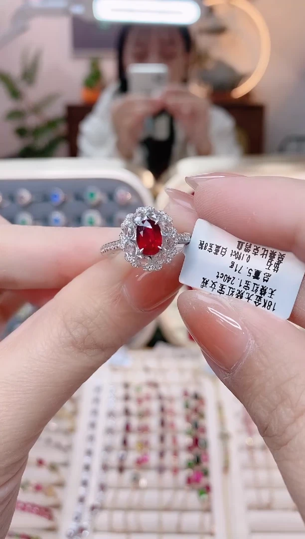 【闪购商品】红宝石18K金戒指18K金镶嵌1