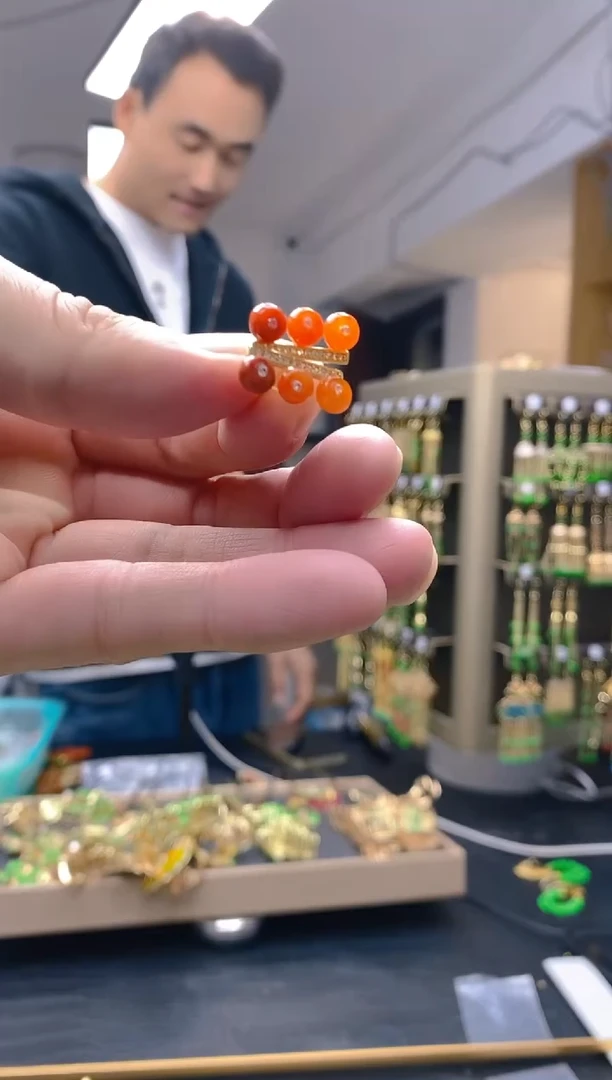 【闪购商品】翡翠耳饰合金208翡翠耳钉