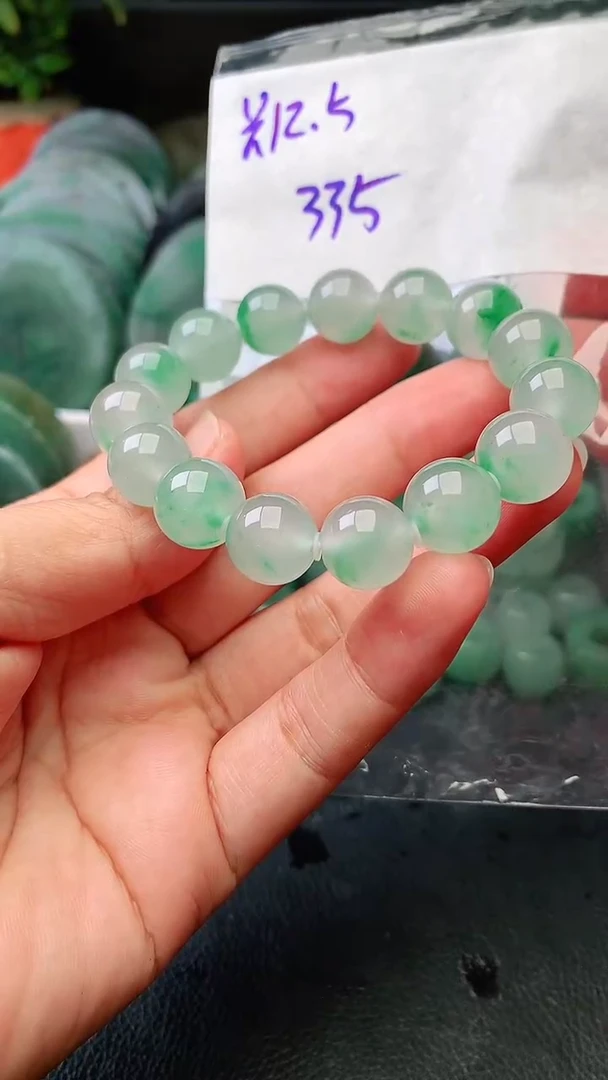 定制石英质玉（非洲翠）手串12.5mm